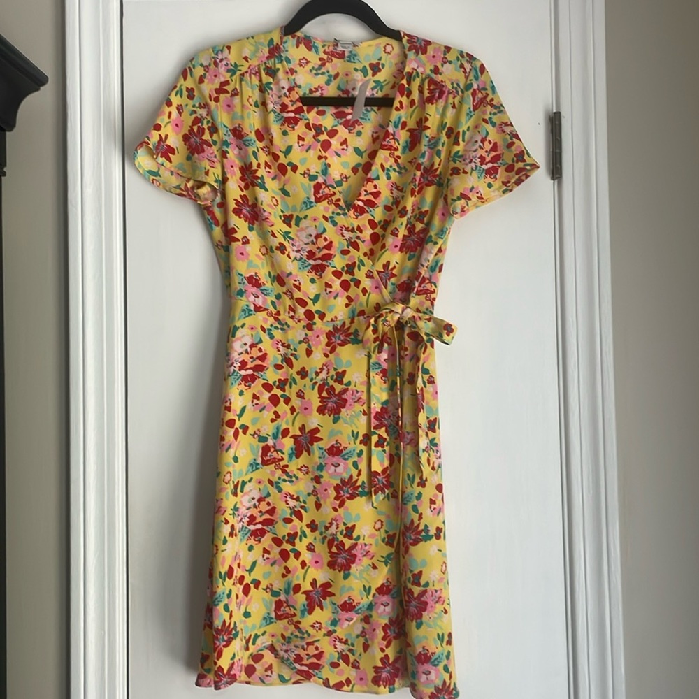 NWT J Crew Floral Wrap Dress Size 0